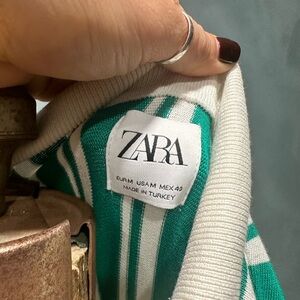 Men’s Zara Collar Vintage looking shirt Size M